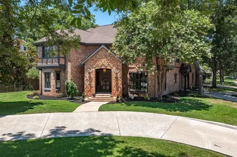 1000 W Marvin Ave, Waxahachie, TX 75165