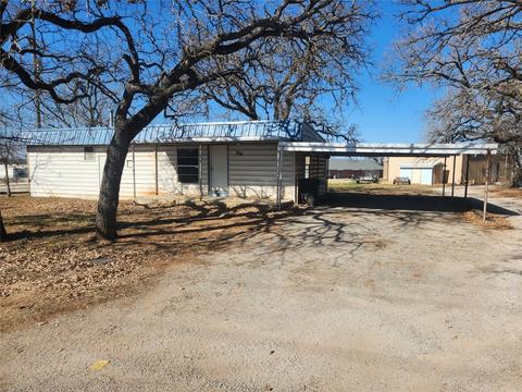 700 Lucas Dr, Early, TX 76802
