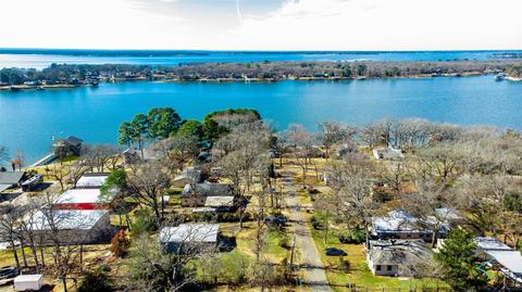 274 Lynn Creek Cv, Mabank, TX 75156