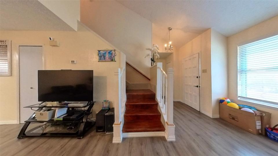  3009 Penshire Pl, Garland, TX 75044 photo 4