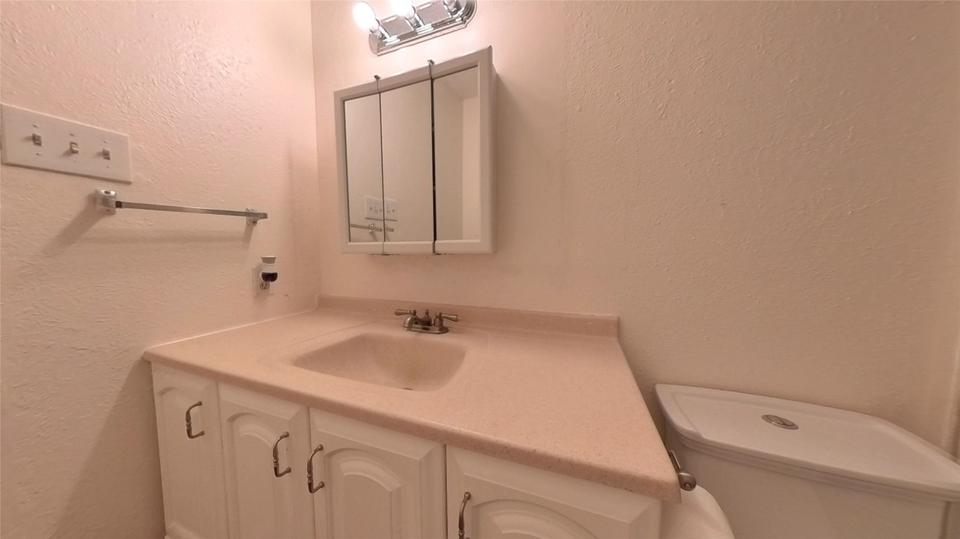  3009 Penshire Pl, Garland, TX 75044 photo 9