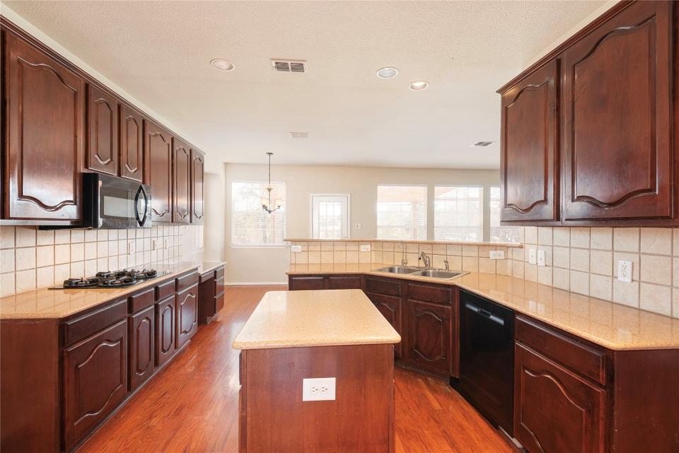  1402 Shelborn Dr, Allen, TX 75002 photo 14