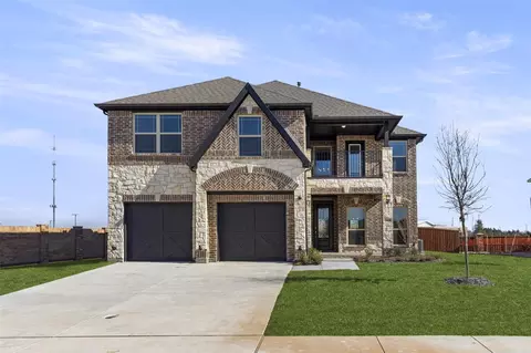 2418 White Plains Dr, Midlothian, TX 76065