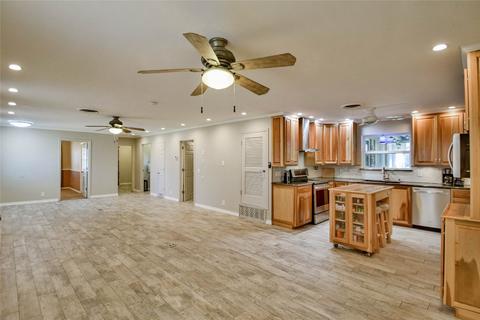 1105 Penrod St, Granbury, TX 76048