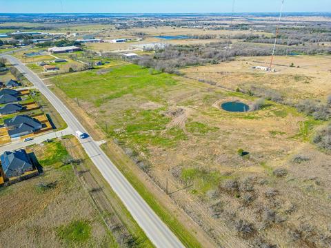 3556 Dobbins Rd, Corsicana, TX 75110