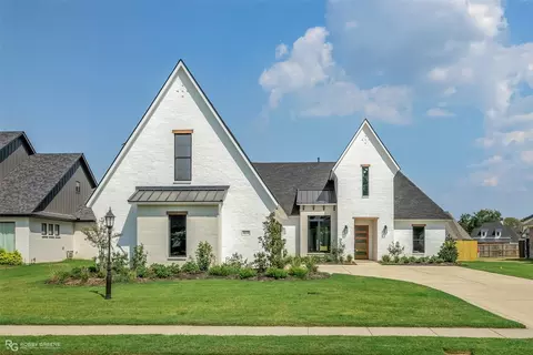 624 Caledonia Dr, Bossier City, LA 71111
