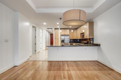 1505 Elm St #202, Dallas, TX 75201