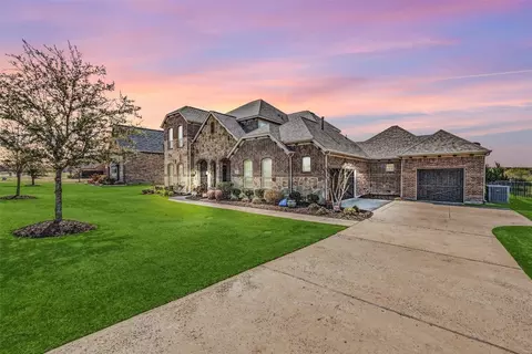 709 Calm Crest Dr, Rockwall, TX 75087