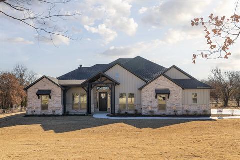 504 Ford Flts, Springtown, TX 76082