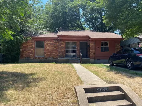 2725 Almeda Dr, Dallas, TX 75216