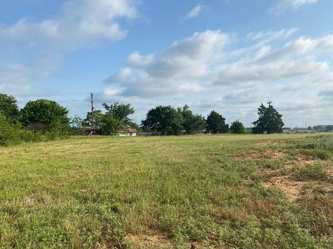 501 Austin St, Callisburg, TX 76240