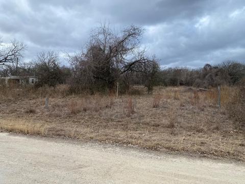 2300 Woodcrest Trl, Granbury, TX 76048