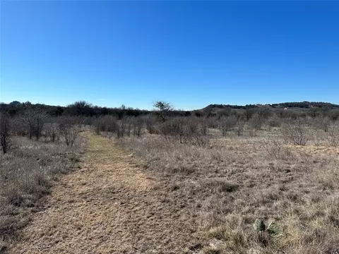1396 Pk Hills Blvd, Graford, TX 76449
