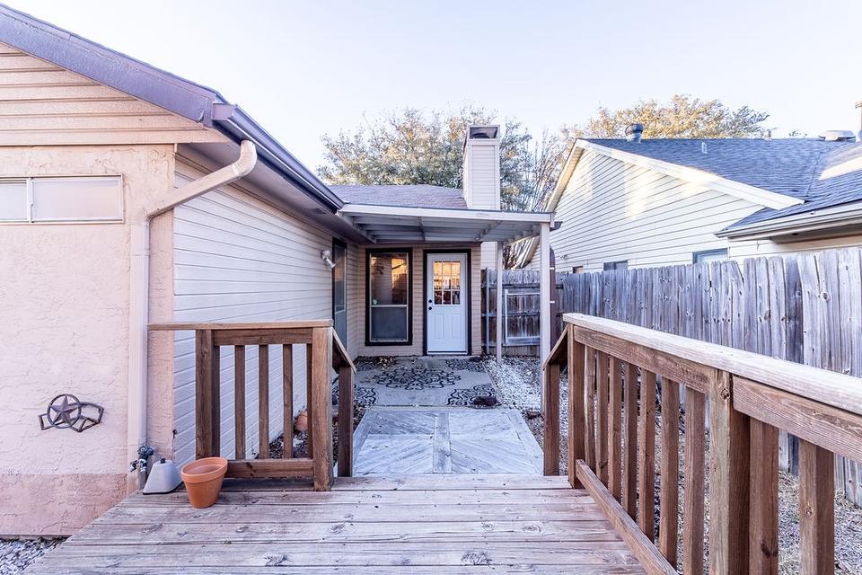  2422 Beverly Hills Ln, Mesquite, TX 75150 photo 27