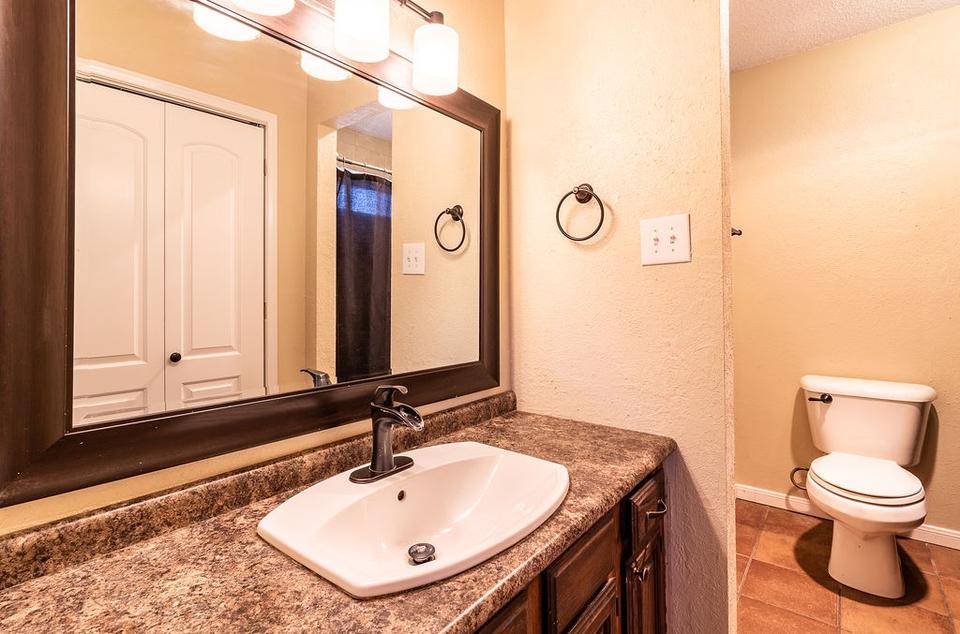  2422 Beverly Hills Ln, Mesquite, TX 75150 photo 19