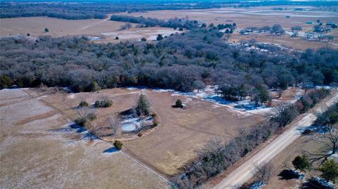 2059 Orchard Rd, Bowie, TX 76230 photo 4