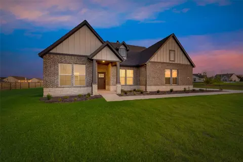 133 Chester Rd, Springtown, TX 76082 photo 4