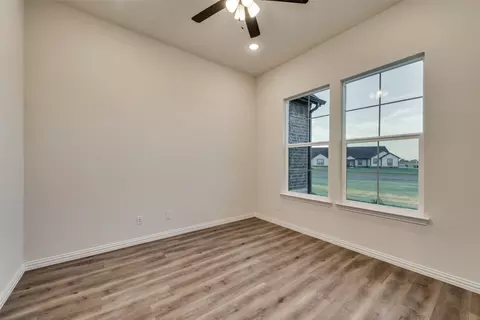 133 Chester Rd, Springtown, TX 76082 photo 18