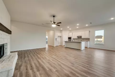 133 Chester Rd, Springtown, TX 76082 photo 12
