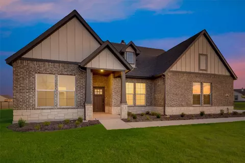 133 Chester Rd, Springtown, TX 76082