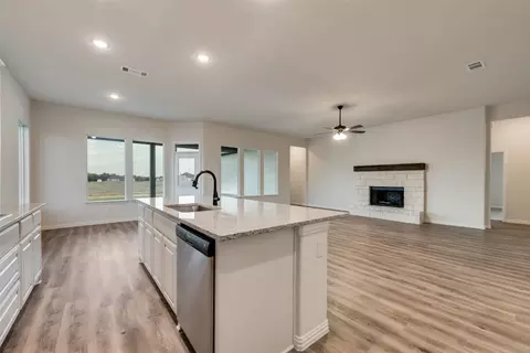 133 Chester Rd, Springtown, TX 76082 photo 16