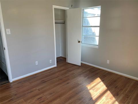 307 S Mcgavock St, Iredell, TX 76649 photo 9