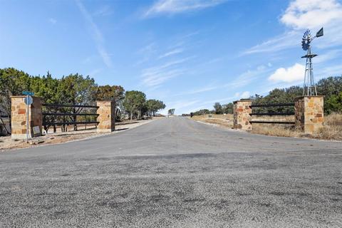 120 Haydon Creek Rd, Weatherford, TX 76087