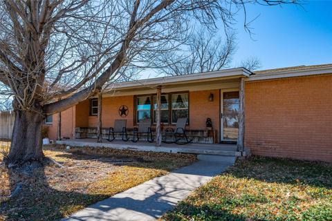 1202 S Orient St, Stamford, TX 79553
