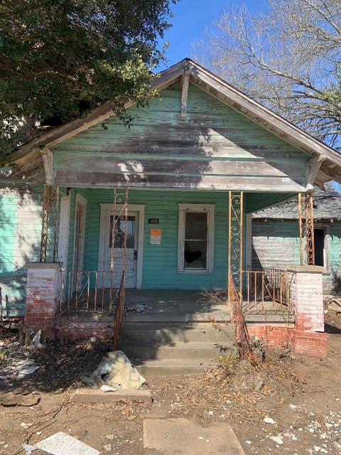 401 E Hopkins St, Mexia, TX 76667