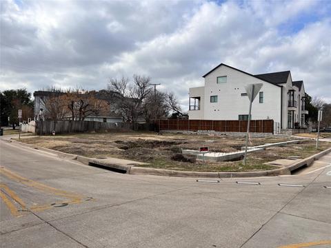 300 Foch St, Fort Worth, TX 76107