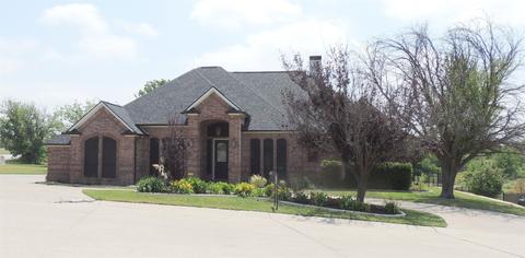 7401 Royal Troon Dr, Fort Worth, TX 76179