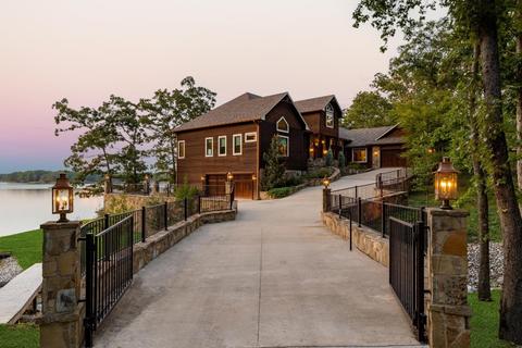 353 Eldorado Dr, Scroggins, TX 75480