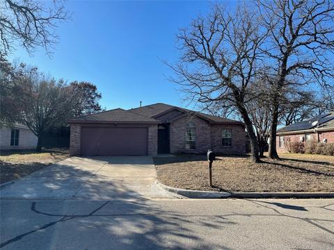 309 Pecos Dr, Weatherford, TX 76086