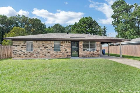 913 Woods St, Minden, LA 71055