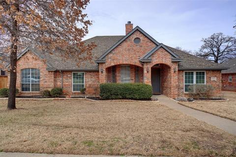 1613 Flying Jib Dr, Azle, TX 76020