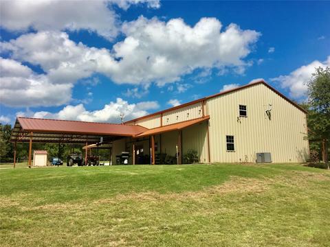 367 Keyes Rd, Sunset, TX 76270 photo 2