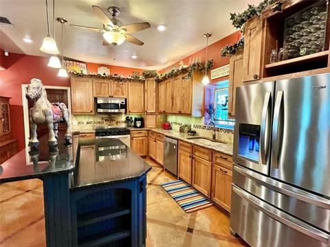 367 Keyes Rd, Sunset, TX 76270 photo 5