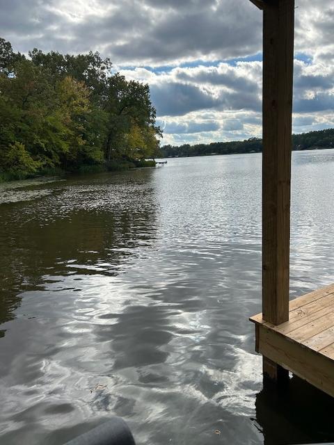 3011 E Lake Dr, Gladewater, TX 75647