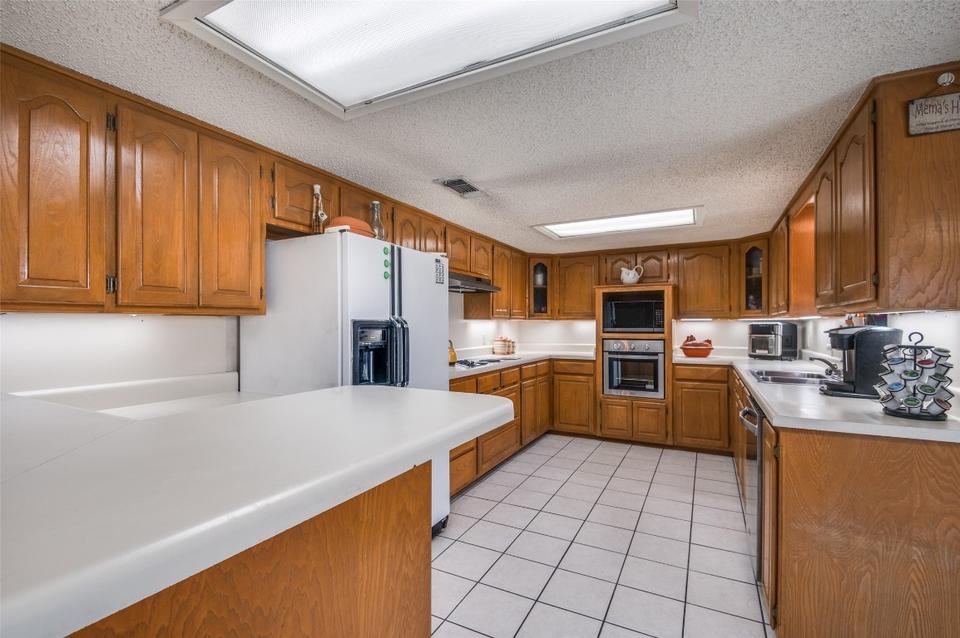  2305 Ruby Rd, Irving, TX 75060 photo 4