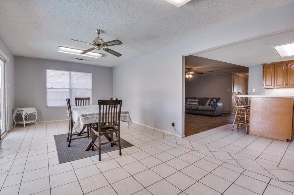  2305 Ruby Rd, Irving, TX 75060 photo 7
