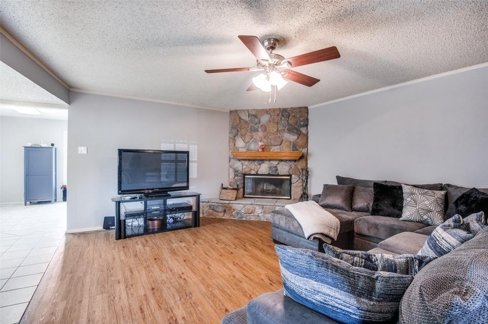  2305 Ruby Rd, Irving, TX 75060 photo 6