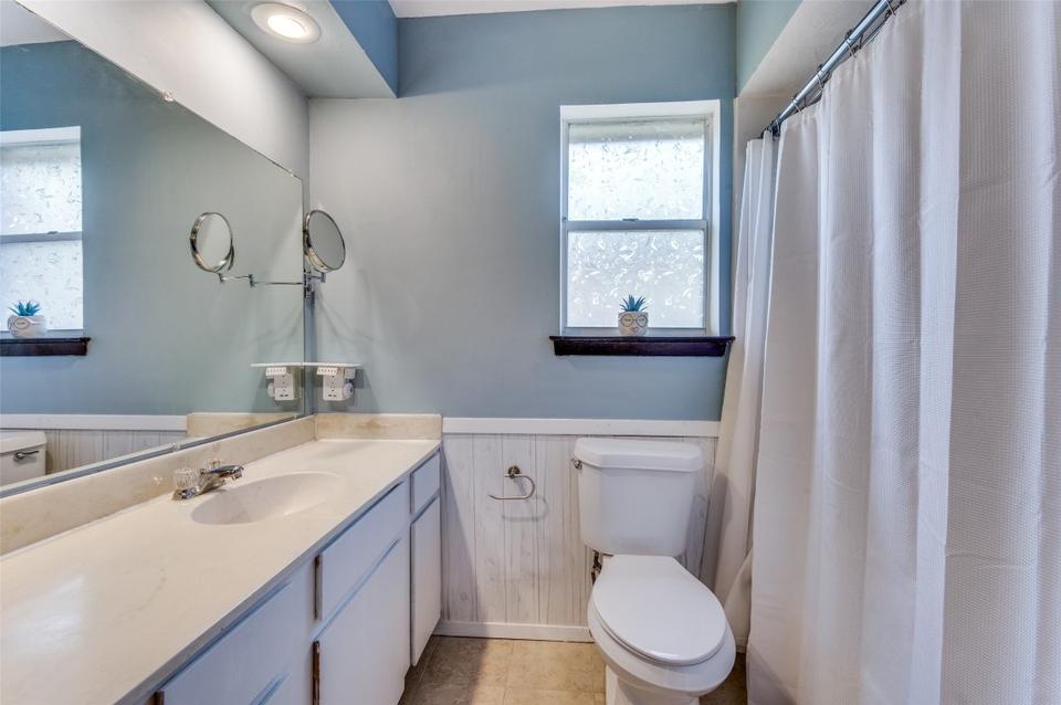  2305 Ruby Rd, Irving, TX 75060 photo 13