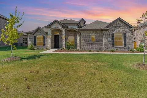 705 Candace Dr, Desoto, TX 75115