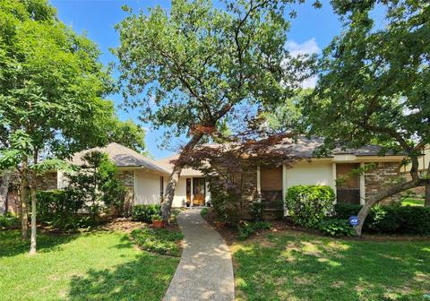 4711 Chapel Springs Ct, Arlington, TX 76017