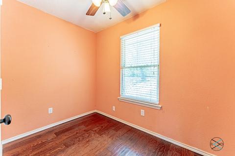 1310 Bora Bora St, Tool, TX 75143 photo 12