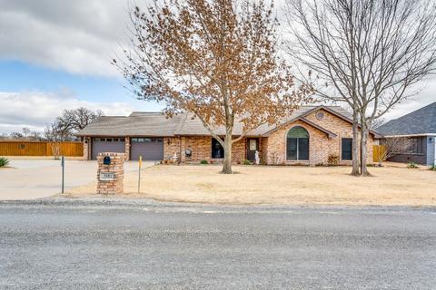1981 N Dale Ave, Stephenville, TX 76401