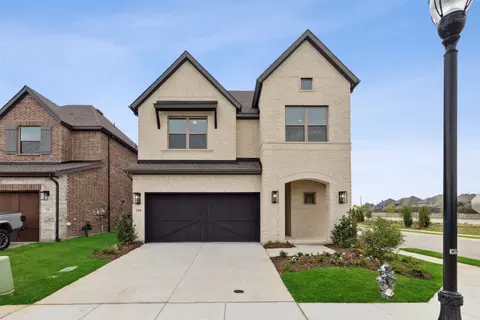 739 Red Fork Dr, Lewisville, TX 75056
