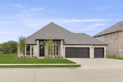 1324 Cash St, Burleson, TX 76028