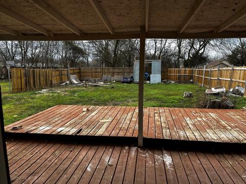 313 Huron St, Cleburne, TX 76031 photo 17