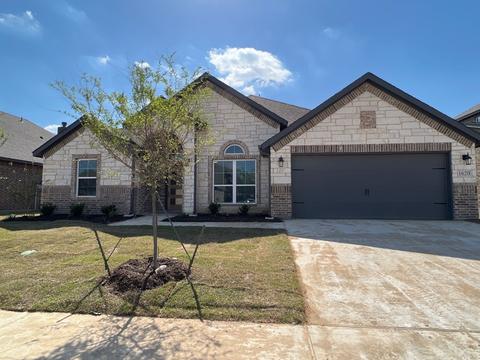 1620 Somerset Dr, Weatherford, TX 76087